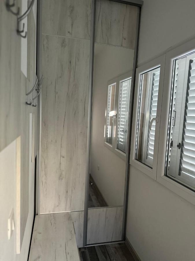 Apartment Kovac Херцег-Нови Экстерьер фото